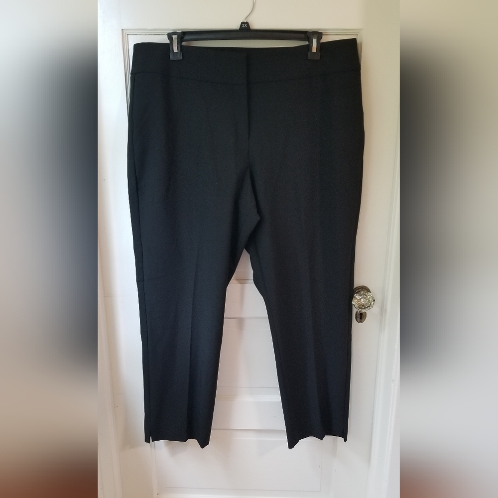 NWT Talbots Dress Black Pants with Tapered Legs  Size 20, 2 available 154/147